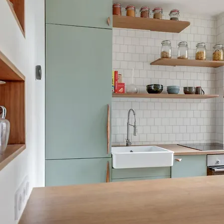 Very Elegant And Modern Apt In Paris דירה